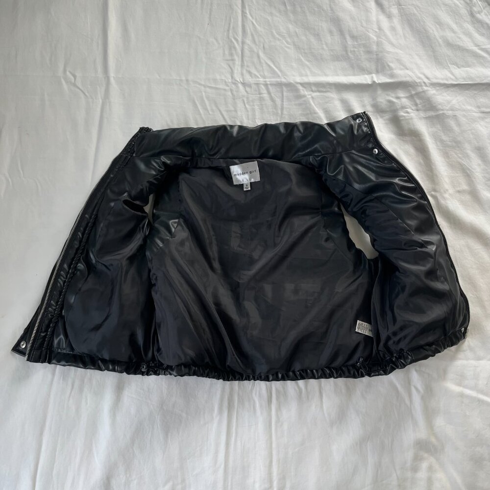 Madden Girl Black Faux Leather Cropped Oversize Puffer Vest | Size S - Picture 4 of 7